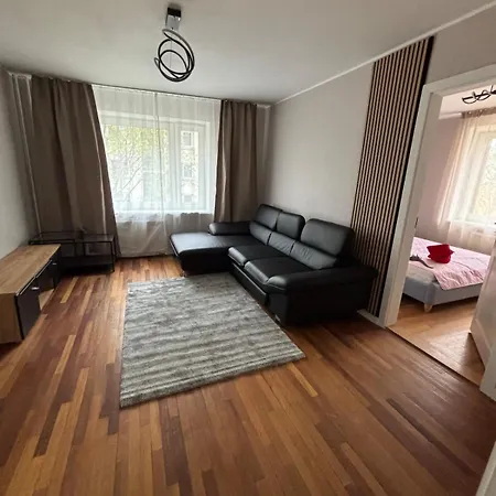 Apartment 3 App In Center!